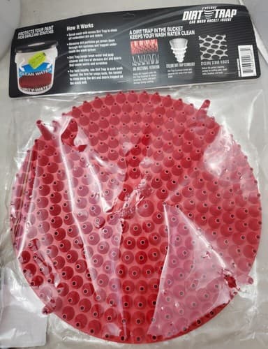 Chemical Guys Detailing Kit Car Wash Red Cyclone Dirt Trap & Chenille Wash Mitt - Thumbnail 2