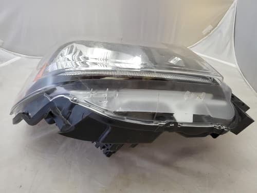 2014-2017 Toyota Tundra Right RH Headlight - Thumbnail 3