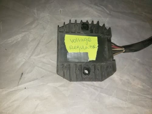2000 Yamaha Royal Star Right Voltage Regulator - Thumbnail 2