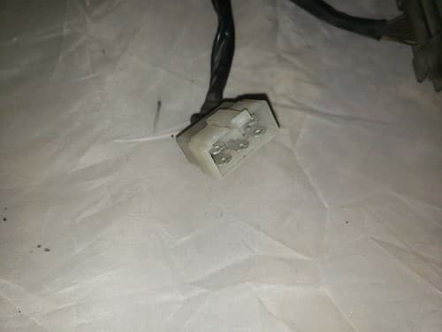 2000 Yamaha Royal Star Right Voltage Regulator - Thumbnail 4