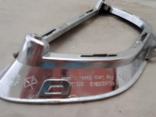 Jeep Grand Cherokee 2014 Right (Offside) Front fog light trimgrill 68143082AB - Thumbnail 5