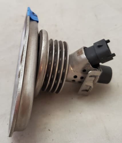 Genuine Bosch Diesel Emissions Fluid Injection Nozzle 04440210172 - Thumbnail 3