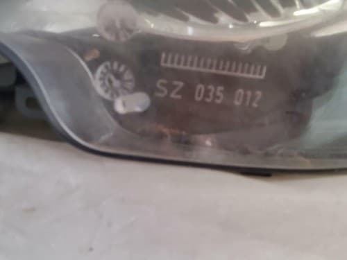 08-11 MB C230 C250 C300 C350 W204 LEFT FRONT DRIVER HEADLIGHT A2048208761 - Thumbnail 2