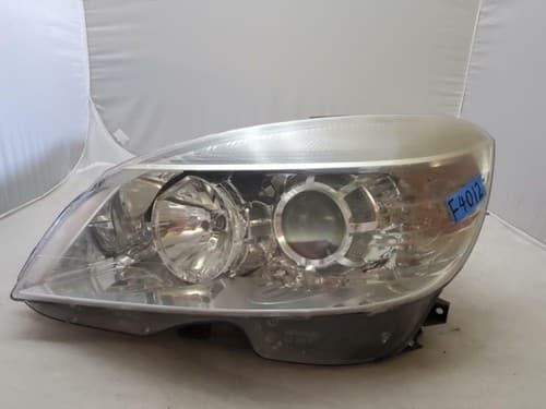 08-11 MB C230 C250 C300 C350 W204 LEFT FRONT DRIVER HEADLIGHT A2048208761 - Image 1