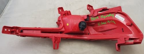 2019 2020 Hyundai Elantra OEM Rear Left Bumper Reflector Light 92405-F2500 - Thumbnail 3