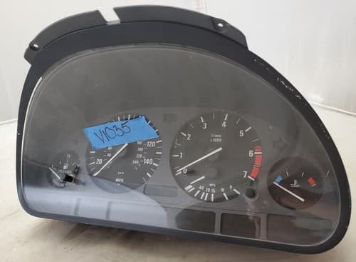 96-98 BMW Z3 E36/7 1.9L L4 DASHBOARD GAUGE CLUSTER SPEEDOMETER - Thumbnail 3
