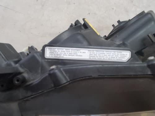 2009-2013 LEXUS RX330-350 Right Passenger Headlight Broken Tabs - Thumbnail 4