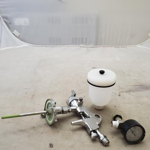 Spray Gun Noozle and Paint Holder with Pressure Regulator - Image 1