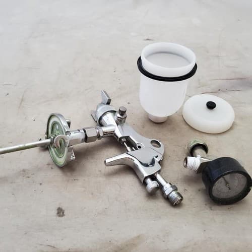 Spray Gun Noozle and Paint Holder with Pressure Regulator - Thumbnail 6