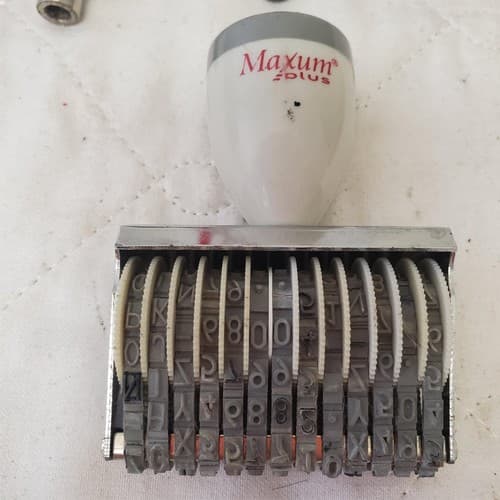 Lot of Pistol Grip Air Gun, Nylon Sealant Roller & Vintage Numbering Stamp - Thumbnail 5