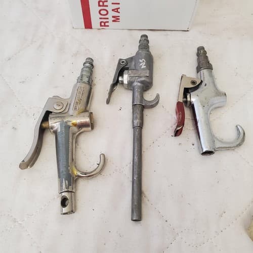 Lot of Pistol Grip Air Gun, Nylon Sealant Roller & Vintage Numbering Stamp - Thumbnail 9