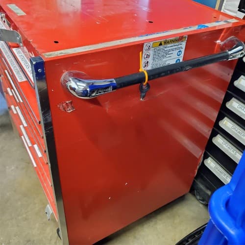 SNAP-ON 7 Drawer Single Bank Tool Box Cabinet (6) - Thumbnail 5