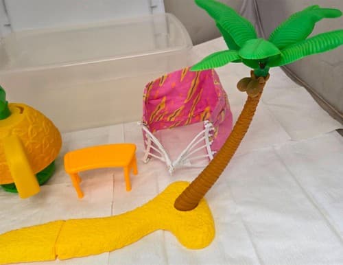 Incomplete Barbie Hawaiian Fun Hammock Hideaway Playset - Thumbnail 4