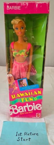 Mattel Hawaiian Fun Barbie with hula skirt - Image 1