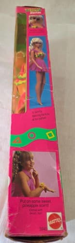 Mattel Hawaiian Fun Barbie with hula skirt - Thumbnail 4