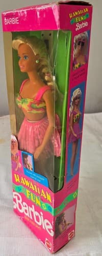 Mattel Hawaiian Fun Barbie with hula skirt - Thumbnail 5