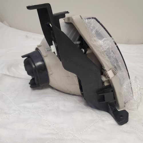 TYC 20-5767-00-9 CAPA Certified Headlight Assembly - Thumbnail 4