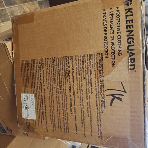 Kimberly-Clark 44302 Disposable Coveralls, M, 25 , White, Kleenguard A40 - Thumbnail 5