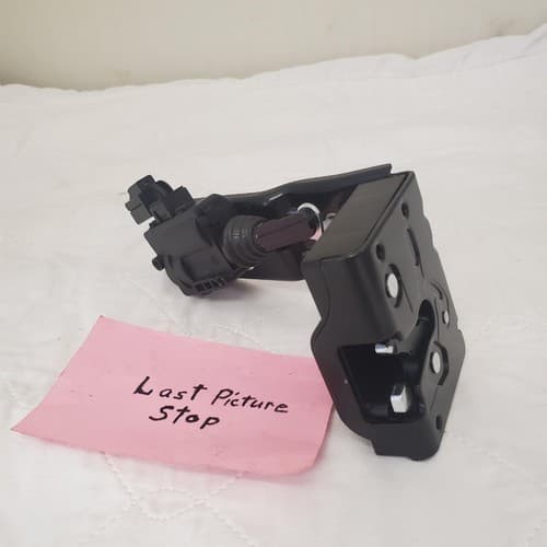 Rear Liftgate Door Lock Actuator - Thumbnail 6