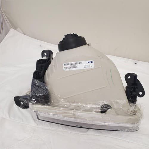 TYC 20-5768-00-9 CAPA Certified Headlight Assembly - Thumbnail 9