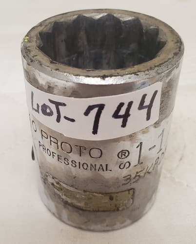 PROTO 5740 USA 1-1/4” Heavy-Duty Socket Tool - LOT 744 - Thumbnail 3
