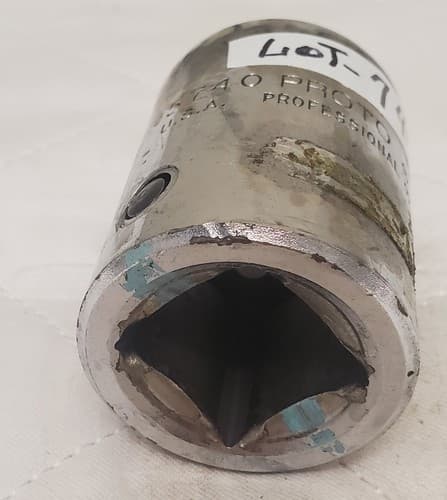 PROTO 5740 USA 1-1/4” Heavy-Duty Socket Tool - LOT 744 - Thumbnail 6