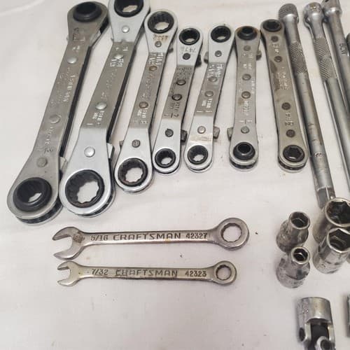Lot of 26 Assorted Multi Brands Ratchet Wrench & Socket Set LOT-796 - Thumbnail 7