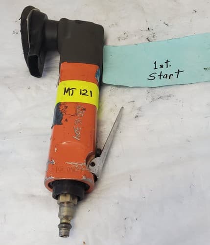 DCM CLEAN-AIR 609027 DETAIL VACU-SANDER MT-121 - Image 1