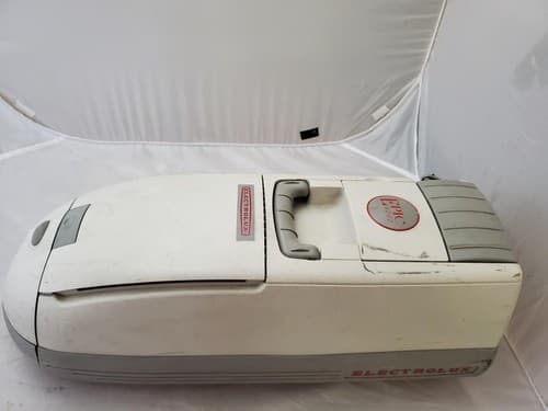 Electrolux Guardian Epic Series 8000 Vacuum Cleaner C133A - Thumbnail 2