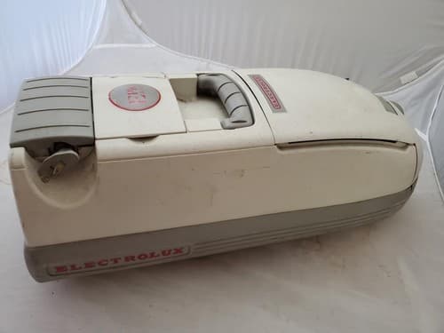 Electrolux Guardian Epic Series 8000 Vacuum Cleaner C133A - Thumbnail 5