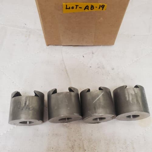 Lot of 4 Metal Slip Bushing Sleeves - Thumbnail 4