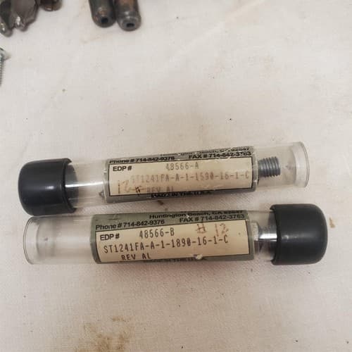 Misc. Lot of Quality Tech Tools Drill Bits and Screwdriver Bits - Thumbnail 6