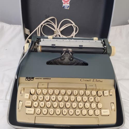 Vintage Scm Smith Corona Coronet Electric Portable Typewriter with Case - Thumbnail 7