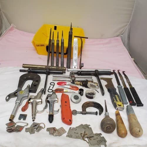 Misc. Lot of Compressed Air, Hook Tools - Image 1