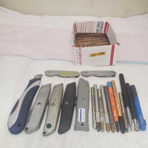 Lot of 18 Stanley Mixed 99E Retractable Utility Knife Box Cutter LOT-792 - Thumbnail 2