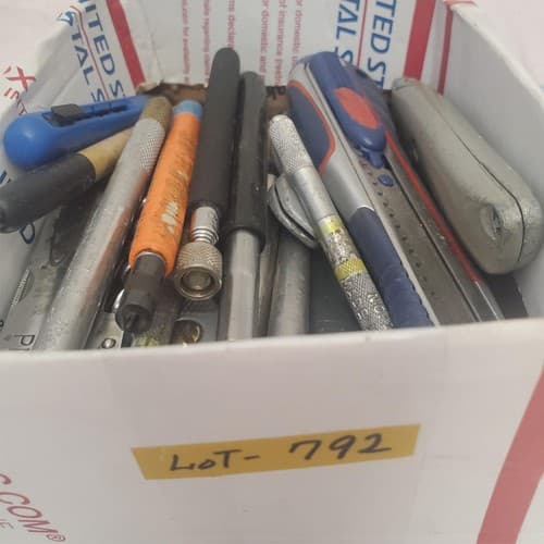 Lot of 18 Stanley Mixed 99E Retractable Utility Knife Box Cutter LOT-792 - Thumbnail 4