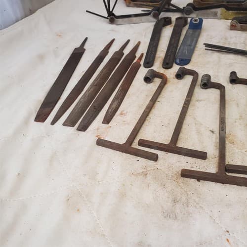 Lot of Assorted Blacksmithing Tools LOT 513 - Thumbnail 3