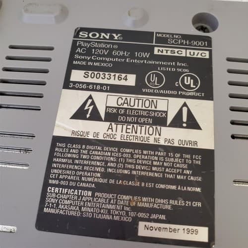 Lot of 7 Sony Play Station 1 Consoles For Parts #3 - Thumbnail 9