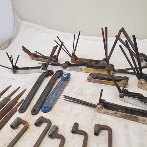 Lot of Assorted Blacksmithing Tools LOT 513 - Thumbnail 8