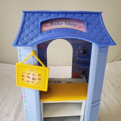 Mattel Bake Shop Playset w/Loads of Accessories - Thumbnail 2