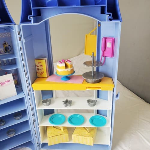 Mattel Bake Shop Playset w/Loads of Accessories - Thumbnail 6