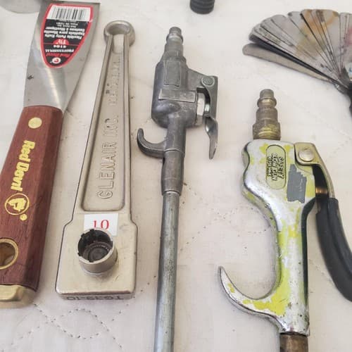 Lot of Assortment of Various Hand Tools LOT 354 - Thumbnail 6
