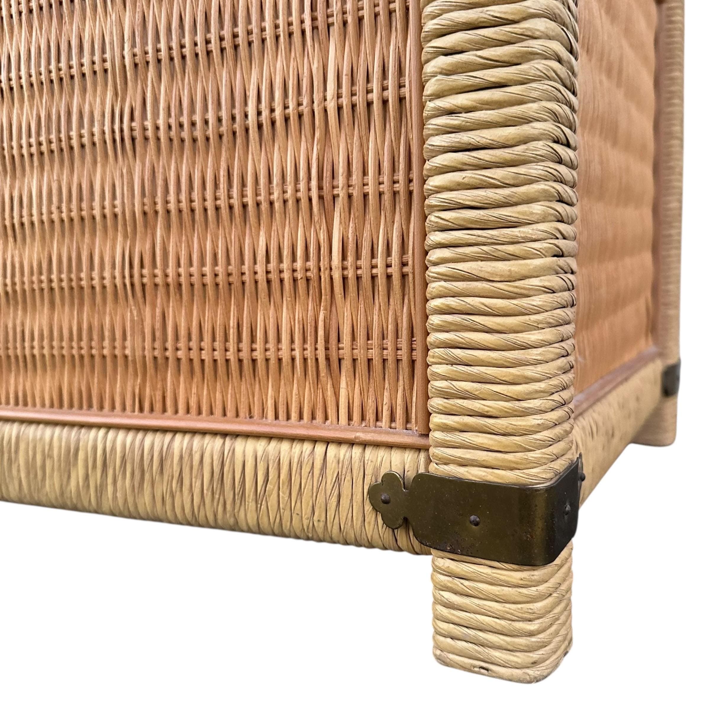 Vintage Woven Wicker Storage Trunk with Chinoiserie Brass Hardware - Henry Link Style with Natural Rattan - Thumbnail 11