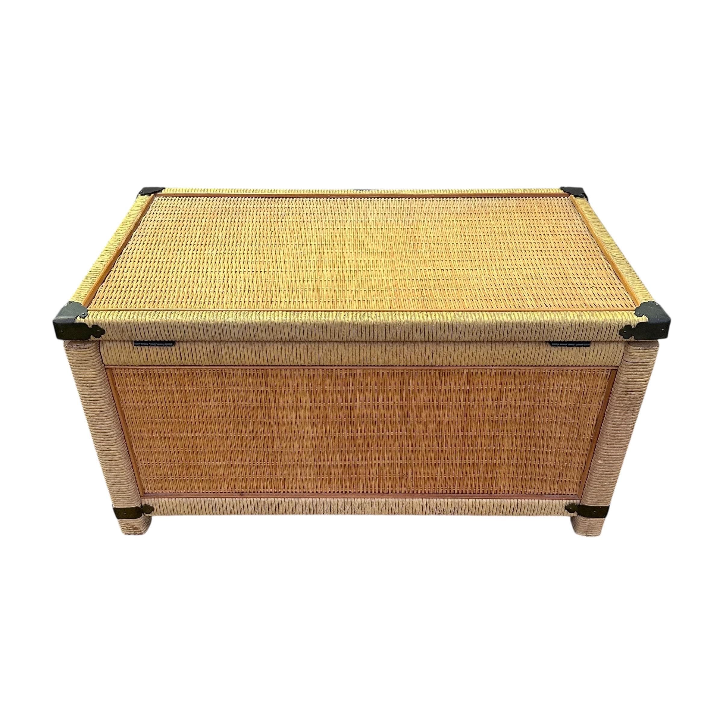 Vintage Woven Wicker Storage Trunk with Chinoiserie Brass Hardware - Henry Link Style with Natural Rattan - Thumbnail 13