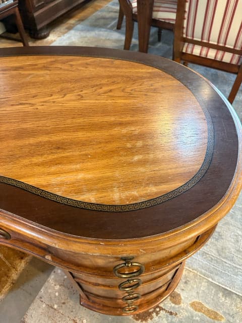 Henredon Kidney Shaped Burled Wood Desk With Greek Key Inlay - Thumbnail 2