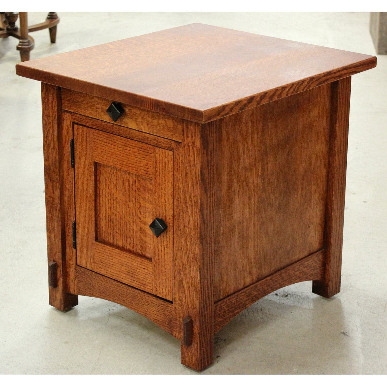 Mission Oak Cabinet End Table - Thumbnail 4