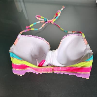 Victoria’s Secret 32C Swim Bikini Top Underwire Rainbow Stripe Scallop Push Up - Thumbnail 2
