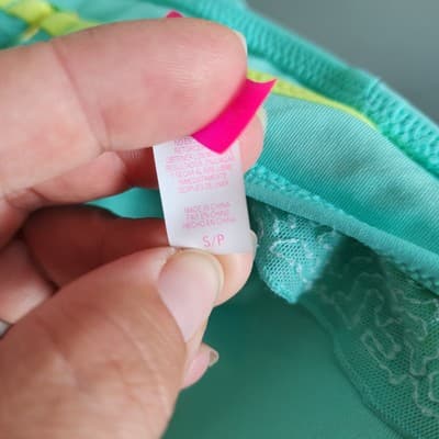 Victoria's Secret Beach Sexy Aqua Flounce Halter Bikini Ruffle Sequin Top S EUC - Thumbnail 4