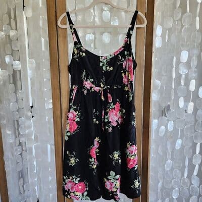 Torrid Pink Floral Black Knee Length Sleeveless Henley Dress