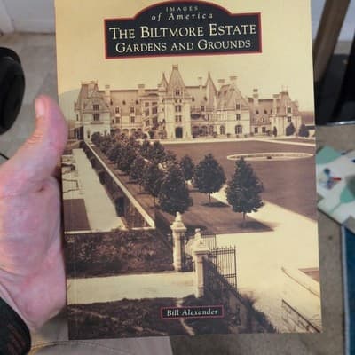 The Biltmore Estate: Gardens Grounds [Images of America] by Alexander, Bill PB - Image 1